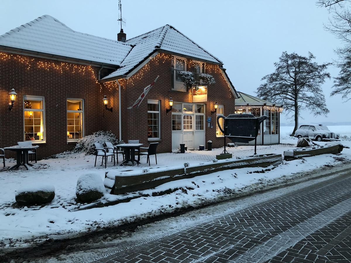 Lucy'S Inn Eesergroen Εξωτερικό φωτογραφία